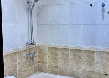 شاليه بملعب كرة قدم