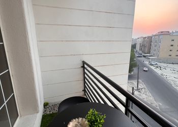 استديو بسرير ماستر وجلسة جانبية 