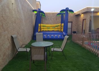 شاليه بمسطح اخضر