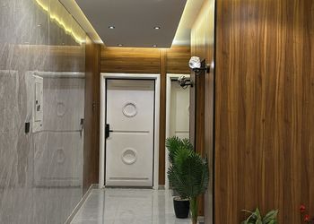استديو بسرير ماستر  وجلسة جانبية بتصميم راقي