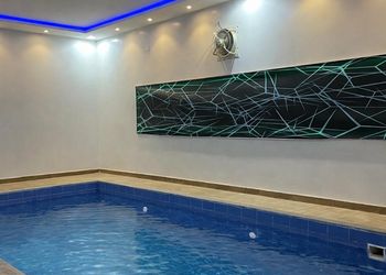 مزرعة بمناظر خلابة وجلسة خارجية 