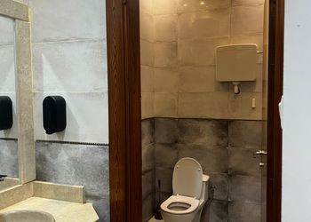 شاليه بمجلس ومسبح خارجي 