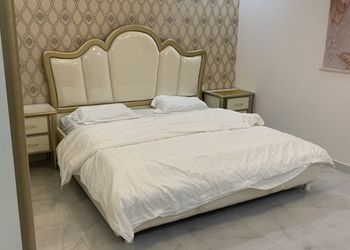 دور بمجلس واربع غرف نوم 
