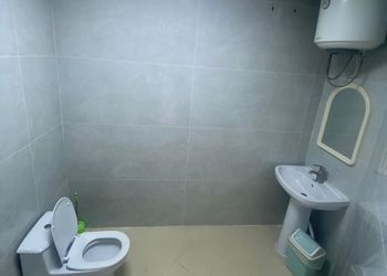 استديو بسرير ماستر وجلسة جانبية 