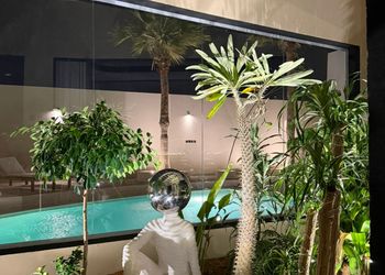 شاليه بمسبح