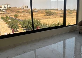 شالية بمزرعة وجلسات خارجية