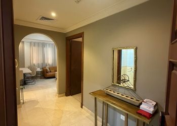 شقة بصالة وغرفة نوم