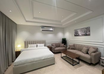 استديو هادئ بسرير ماستر 