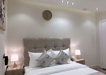 استديو بسرير ماستر ودخول ذاتي