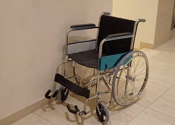 شقة بغرفتين نوم وصالة 