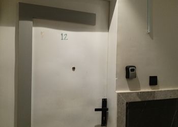 شقة بغرفة نوم وصالة 