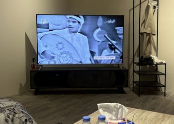 استديو بأثاث مريح وبسيط 
