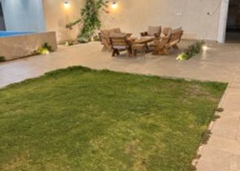 شاليه بألعاب مائية ومسبح