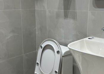 استديو هادئ بسرير ماستر