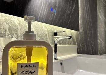 استديو هادئ بسرير ماستر 