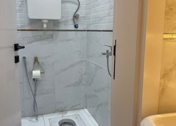 استديو بسرير ماستر وجلسة جانبية