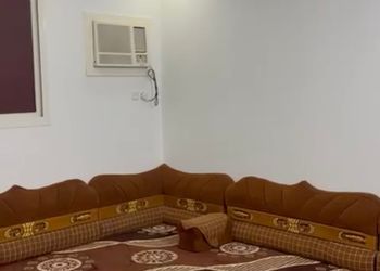 شقة هادئة بغرفتين وصاله