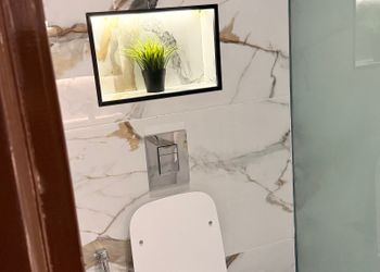 شقة أنيقة بصالة وغرف نوم