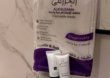استديو بسرير ماستر وجلسة جانبية 