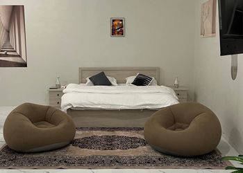 استديو هادئ بسرير ماستر 