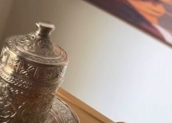 شقة بغرفتين نوم وصالة