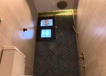 استديو بسرير ماستر وجلسة جانبية