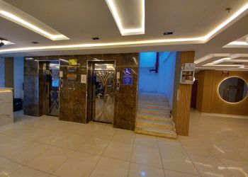 استديو بأثاث مريح وبسيط 
