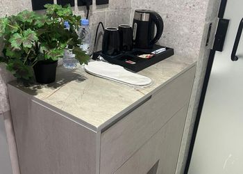 استديو هادئ بسرير ماستر 