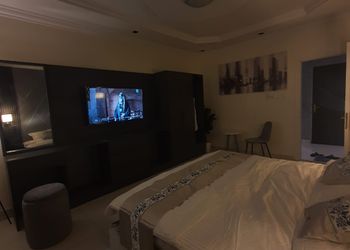 استديو بسرير ماستر وأثاث مريح
