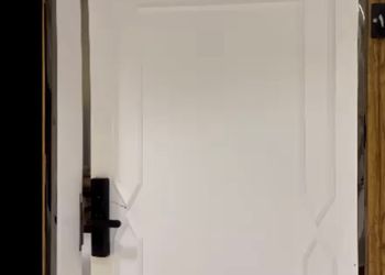 استديو هادئ بسرير ماستر 