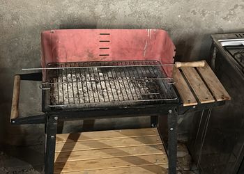 كرفان بجلسة مطلة على البحر 