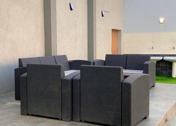 شاليه بمسطح اخضر