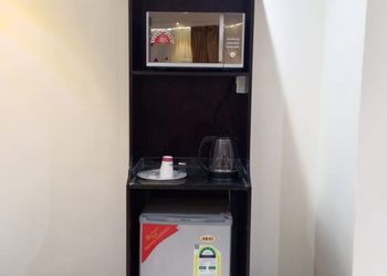 استديو بسرير ماستر وجلسة جانبية 