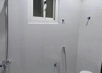 استديو بسرير ماستر وجلسة جانبية 