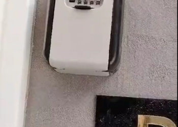 استديو بسرير ماستر وجلسة جانبية 