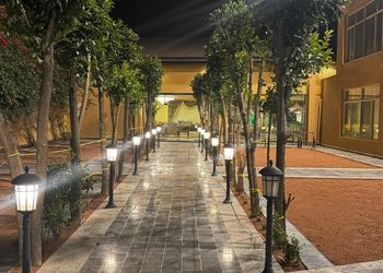 شاليه بمجالس انيقه وواسعه