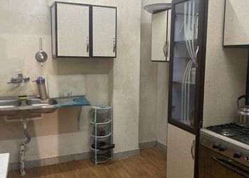 استراحة مع اسطبل خيول وجلسات