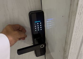 شقة فندقية غرفة نوم وصالة مطبخ 