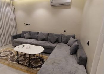 شقة بغرفة معيشة وغرفة نوم 