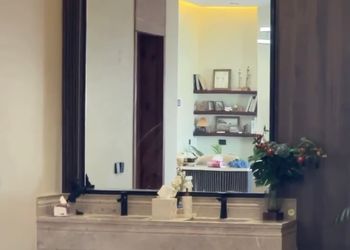 استراحة بمجلس أنيق واجواء عائلية ومميزة