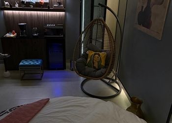 استديو بسرير مريح وجاكوزي 