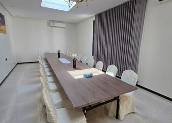شاليه بجلسة خارجية وأجواء ممتعة 