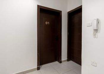 استديو بسرير ماستر