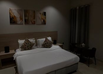 استديو بسرير ماستر