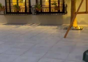 شاليه بمسبح خارجي 