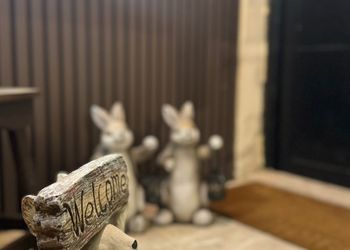 استديو بسرير ماستر وجلسة جانبية 
