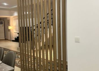 ڤيلا بمسبح مطل على البحر