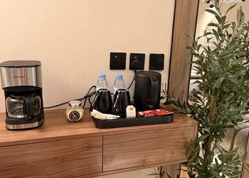 استديو هادئ بسرير ماستر 