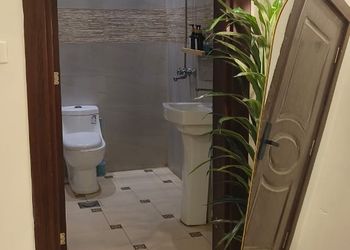 استديو بسرير ماستر وجلسة جانبية 