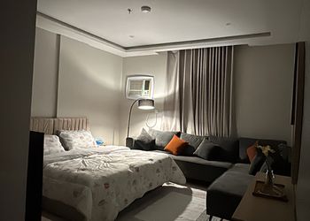 استديو بدخول ذاتي سرير ماستر 